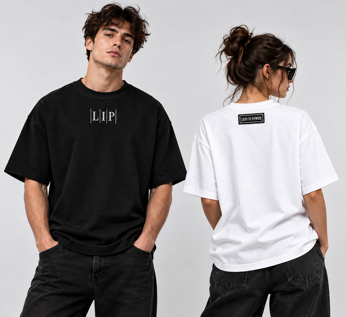 LESS IS POWER oversized T-shirt μαύρο και λευκό φορεμένα